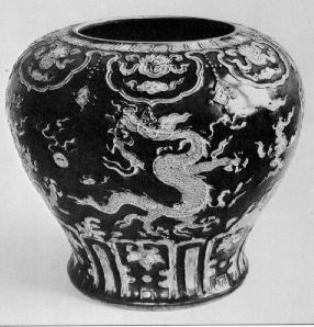 Wine Jar, Ming Dynasty, early 16-th century