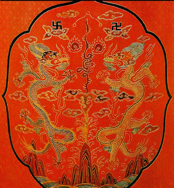 Пара красных драконов<br>период Wan-li (1573-1620), династия Мин <br>